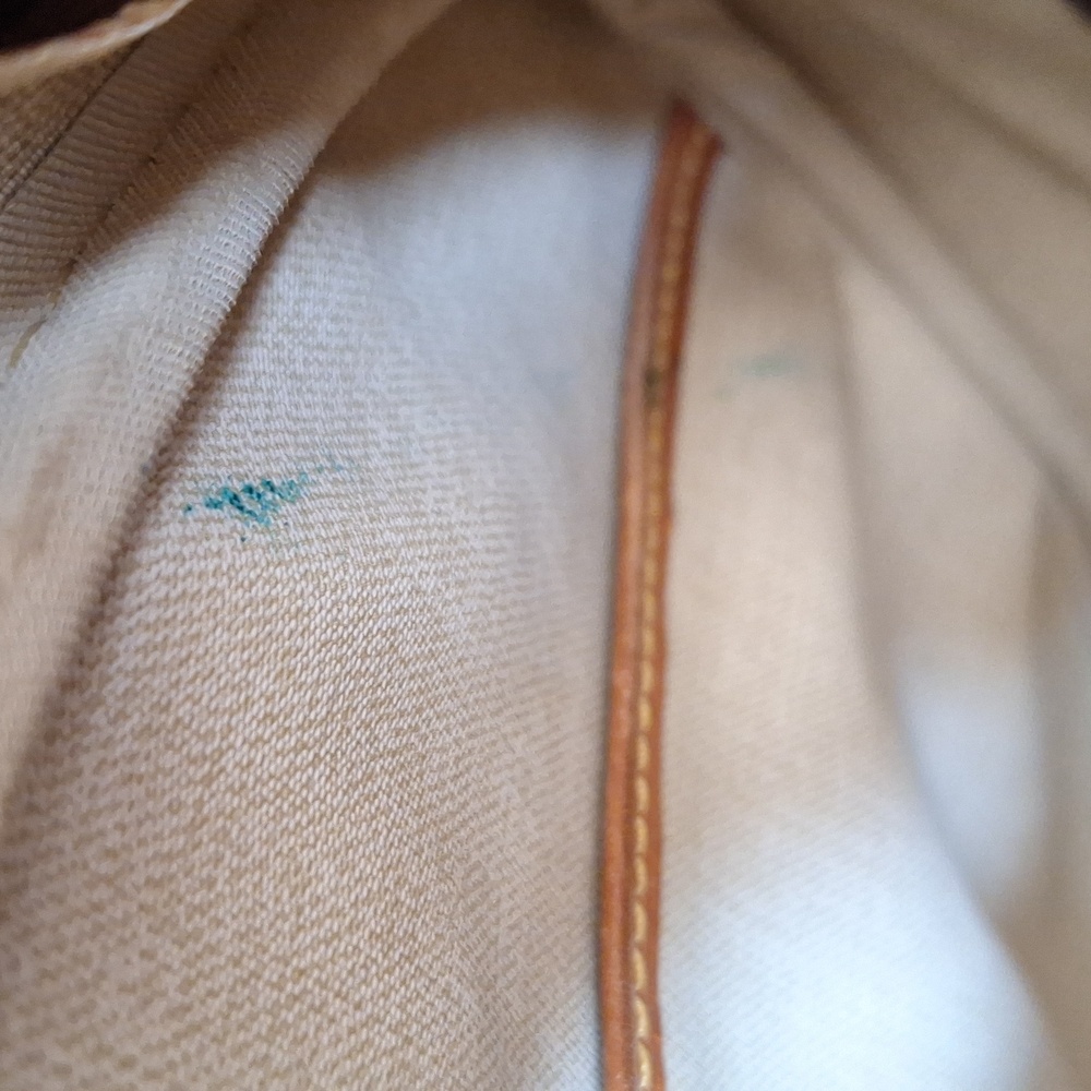 Louis Vuitton Monogram Canvas Deauville Bag - Picture 6 of 8